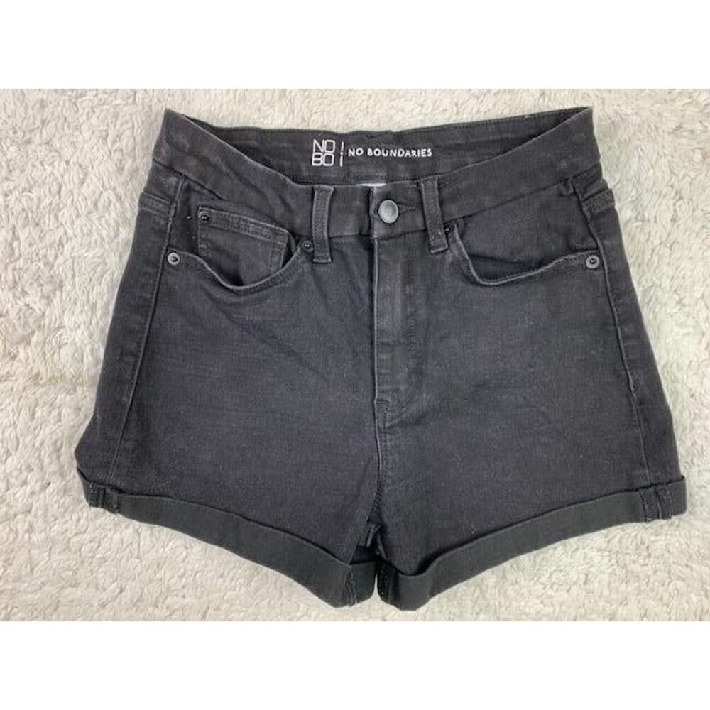No Boundaries Size 7 Womens Chino Shorts Black Cuff Hem Stretch Mid Rise